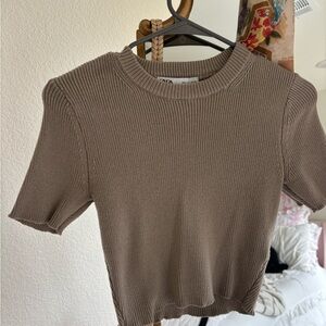 Zara Women's Taupe Short Sleeve Knit Top